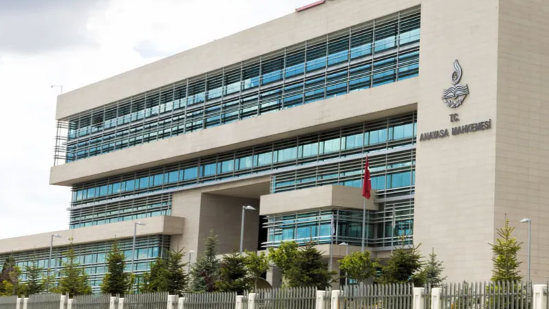 6 siyasi partiye yönelik mali denetimler Resmi Gazete’de