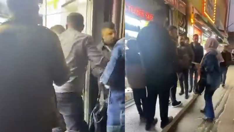 Bursa’daki telefoncu kavgasına esnaf müdahalesi Bursa’daki telefoncu kavgasına esnaf müdahalesi