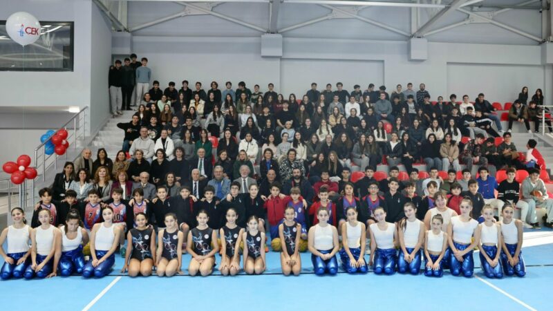 Çağdaş Eğitim Kooperatifi’nden yeni spor salonu Çağdaş Eğitim Kooperatifi'nin 3 Mart Eğitim Kurumları yerleşkesindeki yeni Spor