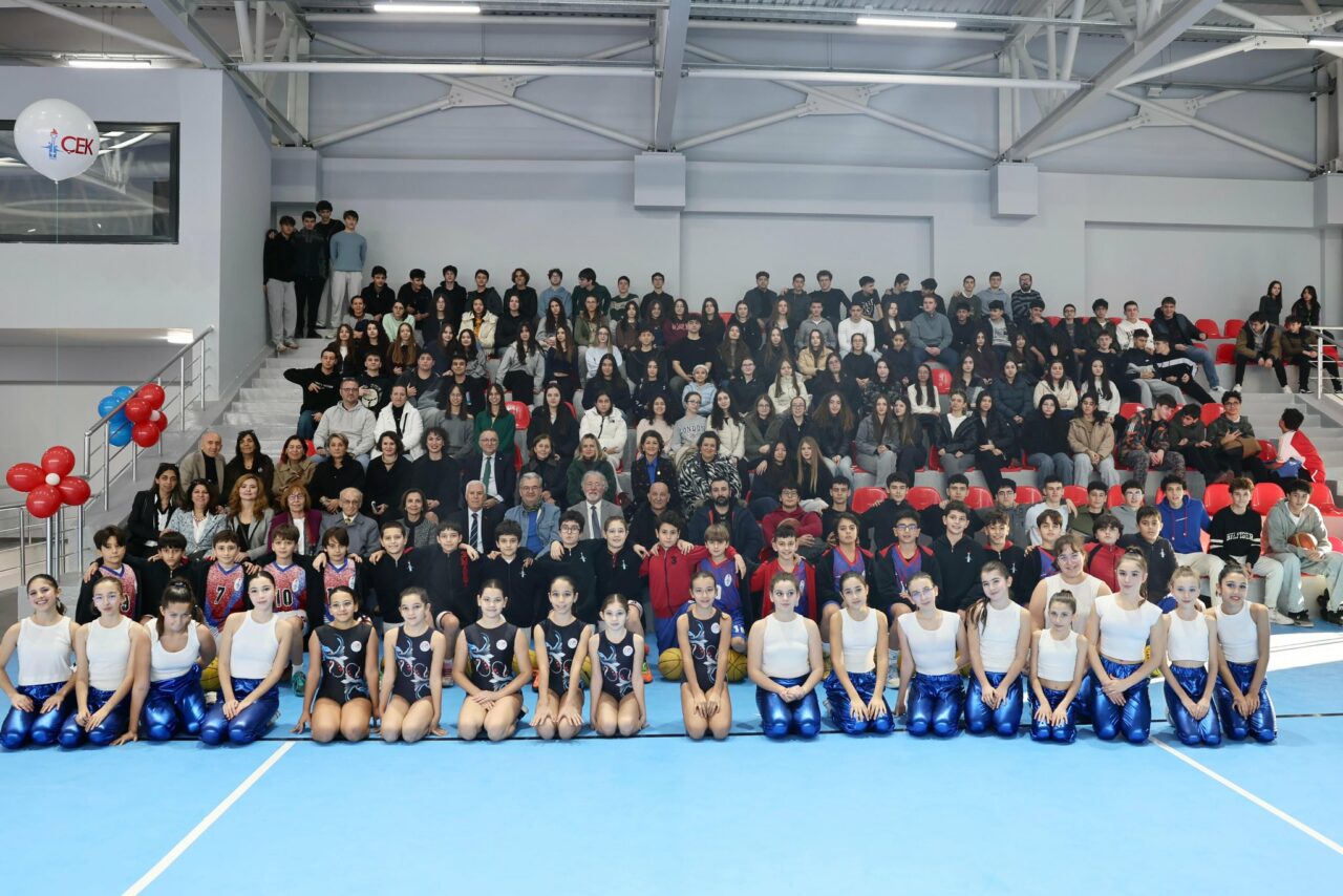 Çağdaş Eğitim Kooperatifi’nden yeni spor salonu Çağdaş Eğitim Kooperatifi’nden yeni spor salonu