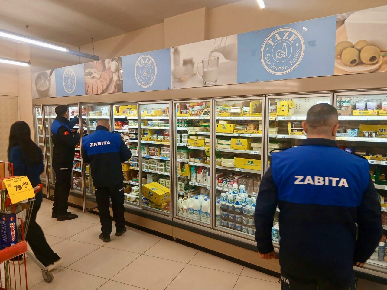 Bursa’da skandal ortaya çıktı! Son kullanma tarihi geçmiş ürünler…