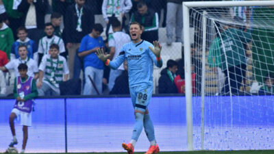 Bursaspor Başkanı Enes Çelik’ten o futbolcuya jest!