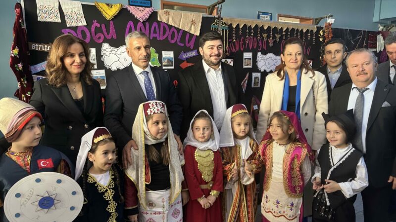 Bursa’da yerli malı haftasında Akıncıtürk’ten renkli kutlama