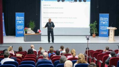 İşte Bursa’da büyük ilgi gören ‘Anne Baba Okulu’