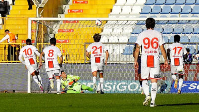 Kasımpaşa-Samsunspor maçında şike iddiası! 8 dakikada 2 penaltı kaçmıştı