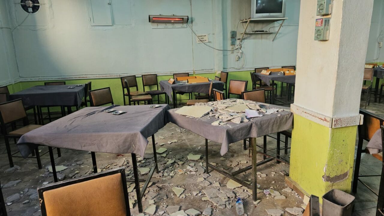 Kıraathanede dehşet