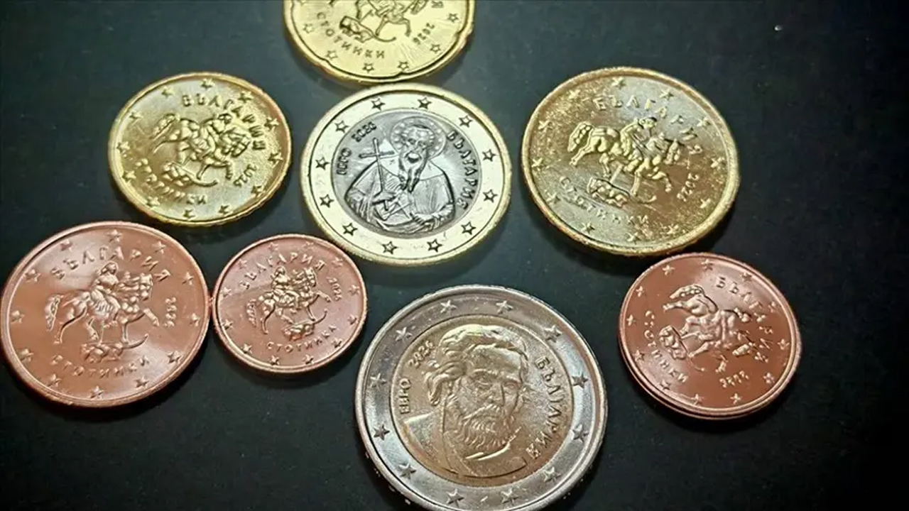 Komşuda tarihi adım! Para birimi değişiyor