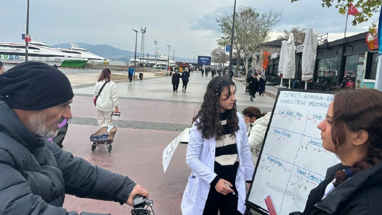 Mudanya Üniversitesi öğrencileri sağlık için seferber oldu Mudanya Üniversitesi öğrencileri sağlık için seferber oldu