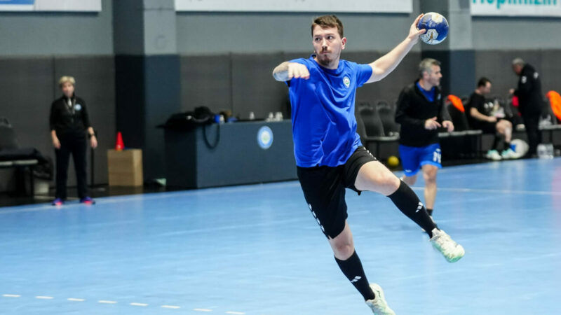 Ardventure Hentbol Erkekler Süper Ligi'nde oynadığı 17 maçın 14'ünü kazanan