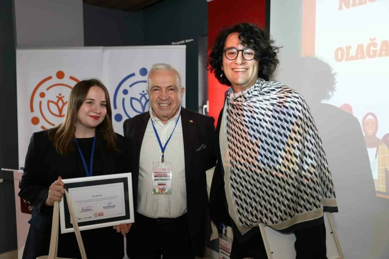 Nilüfer Kent Konseyi Gençlik Meclisi başkanları belli oldu Nilüfer Kent Konseyi Gençlik Meclisi başkanları belli oldu