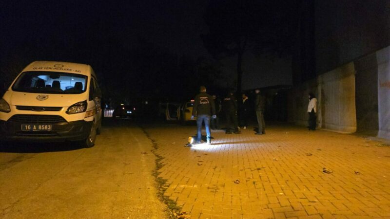 Yer: Bursa… Taksiye müşteri gibi binip…