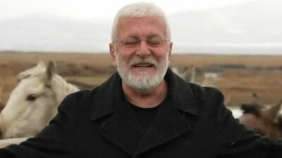 Onur Akın’a klip çekimi sırasında at çarptı