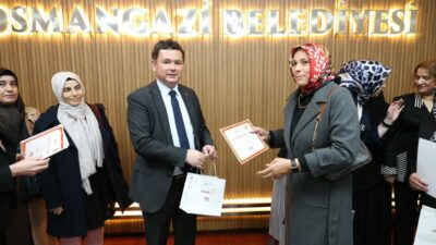 Bursa’daki bu kurstan mezun olanların hayalleri var; Kimi, kitap yazmak, kimi tır şoförü olmak istiyor 