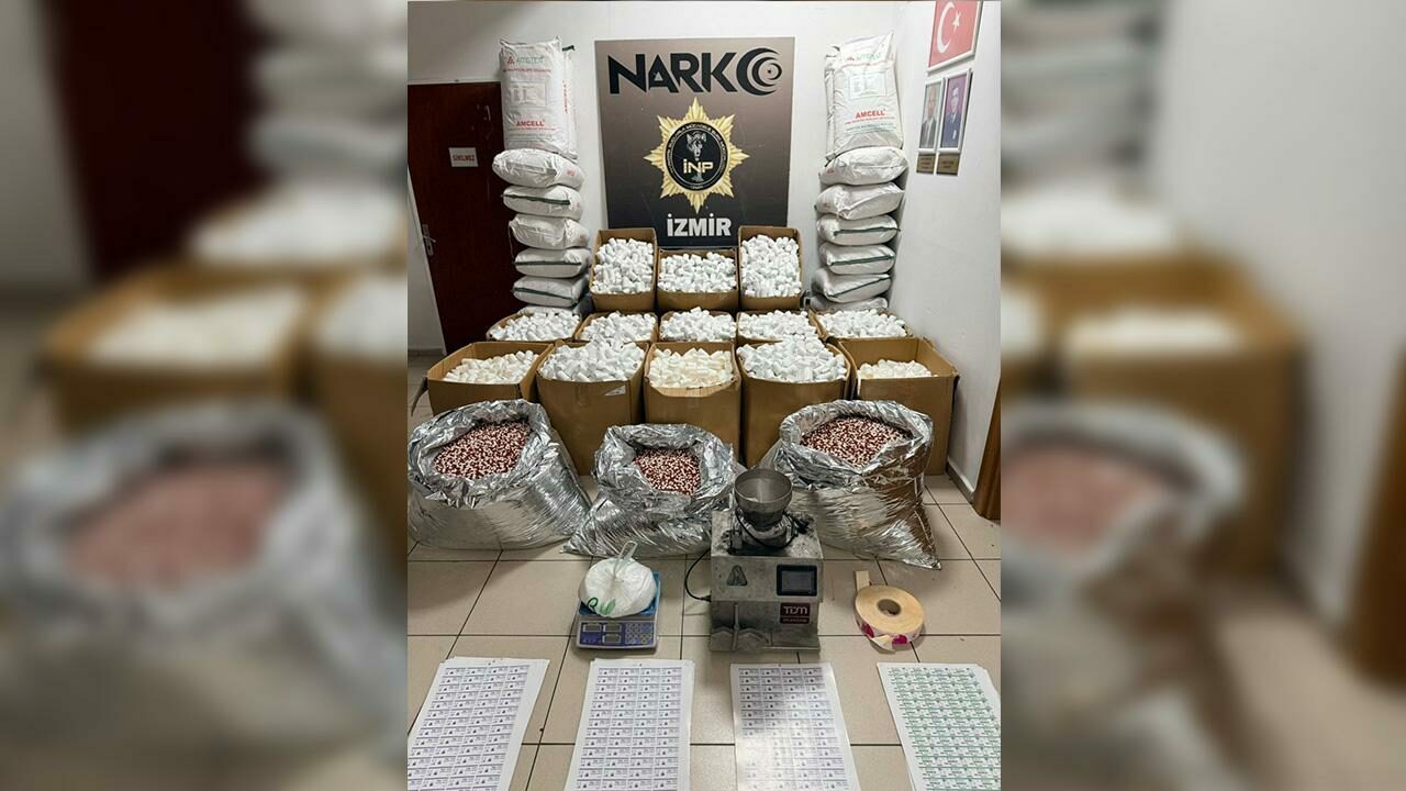 Rekor uyuşturucu operasyonu: 2,3 milyon tanesi ele geçirildi!