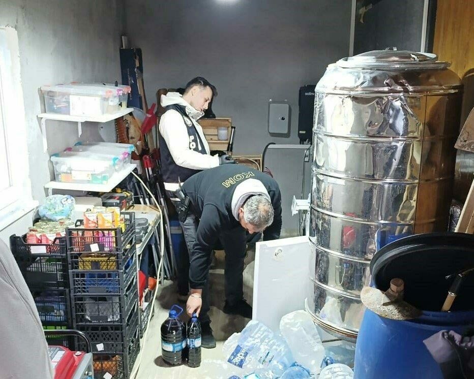 Suç örgütü operasyonunda 8 şüpheli yakalandı Suç örgütü operasyonunda 8 şüpheli yakalandı