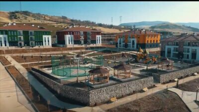 Deprem bölgesinde son teslimata sayılı günler! Bakan Kurum’dan ‘Tohum’ filmi paylaşımı