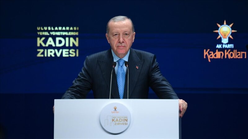 Cumhurbaşkanı Erdoğan: ‘Hak mücadelesinde kadınların yanındayım’