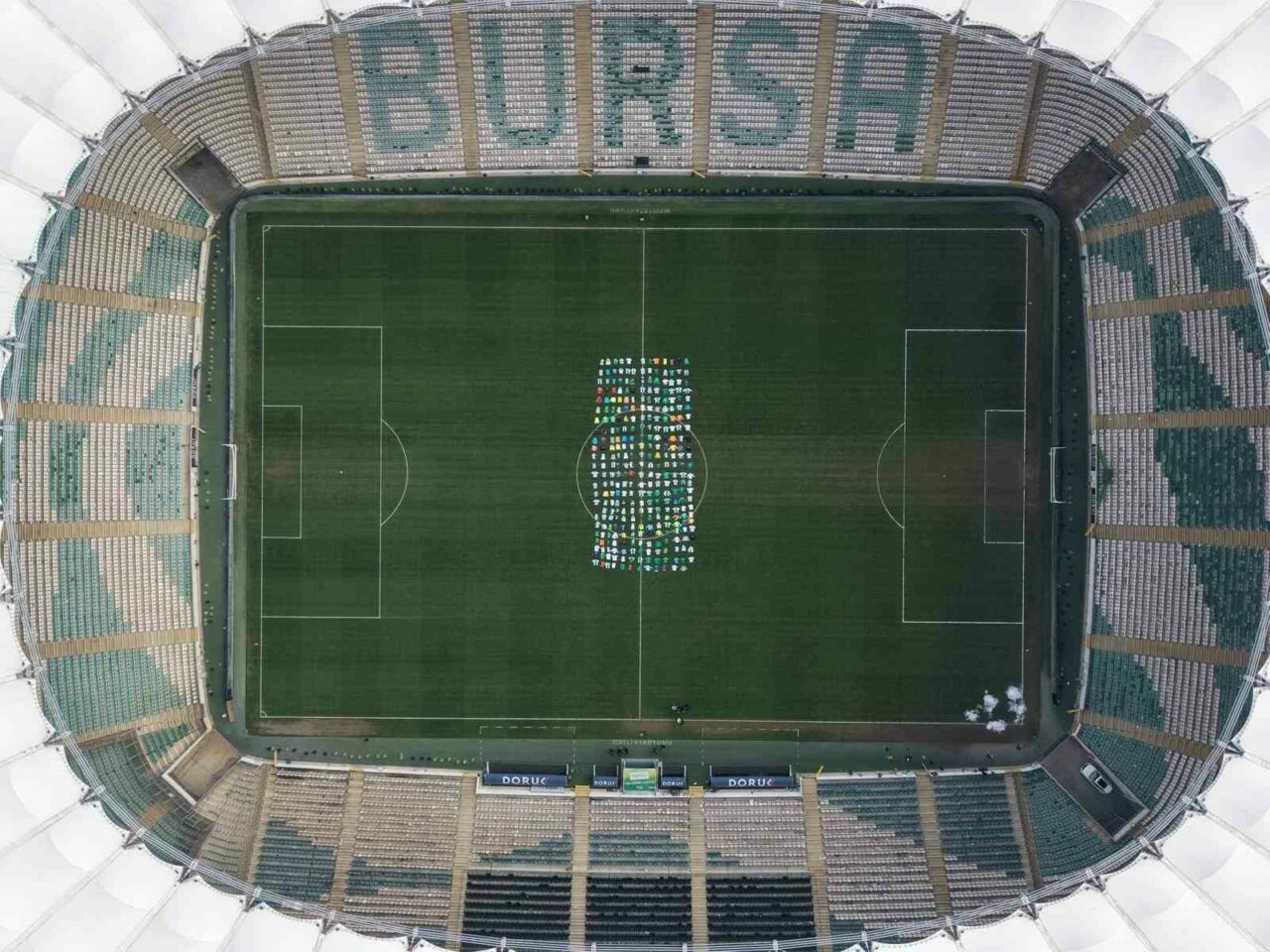 Bursaspor’un evinde dev koreografi
