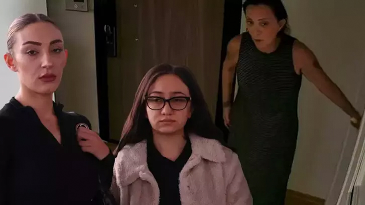 Güllü’nün kızı Tuğyan neden korktu? Güllü’nün kızı Tuğyan neden korktu?