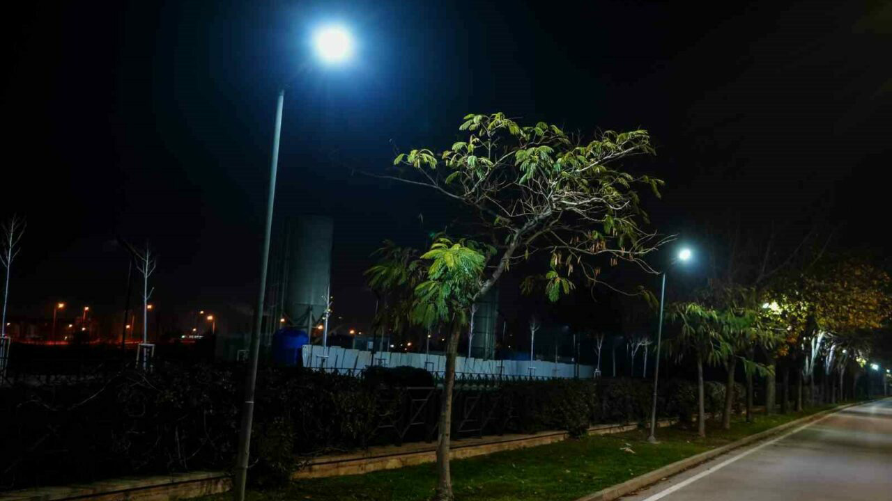 Bursa’da sokak lambalarında yeni dönem