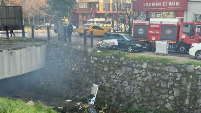 Bursa’nın merkezinde panik anları! Köprü altında korkutan yangın