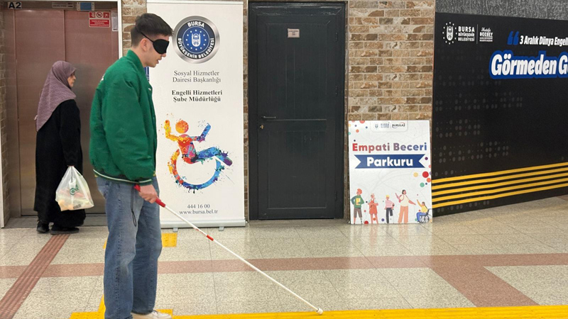 Bursa’da engelli bireylerin yaşam mücadelesi metroya taşındı!