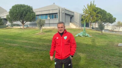 Bursaspor’un hocası Tahsin Tam: ‘Kartlar yeniden dağıtılıyor’