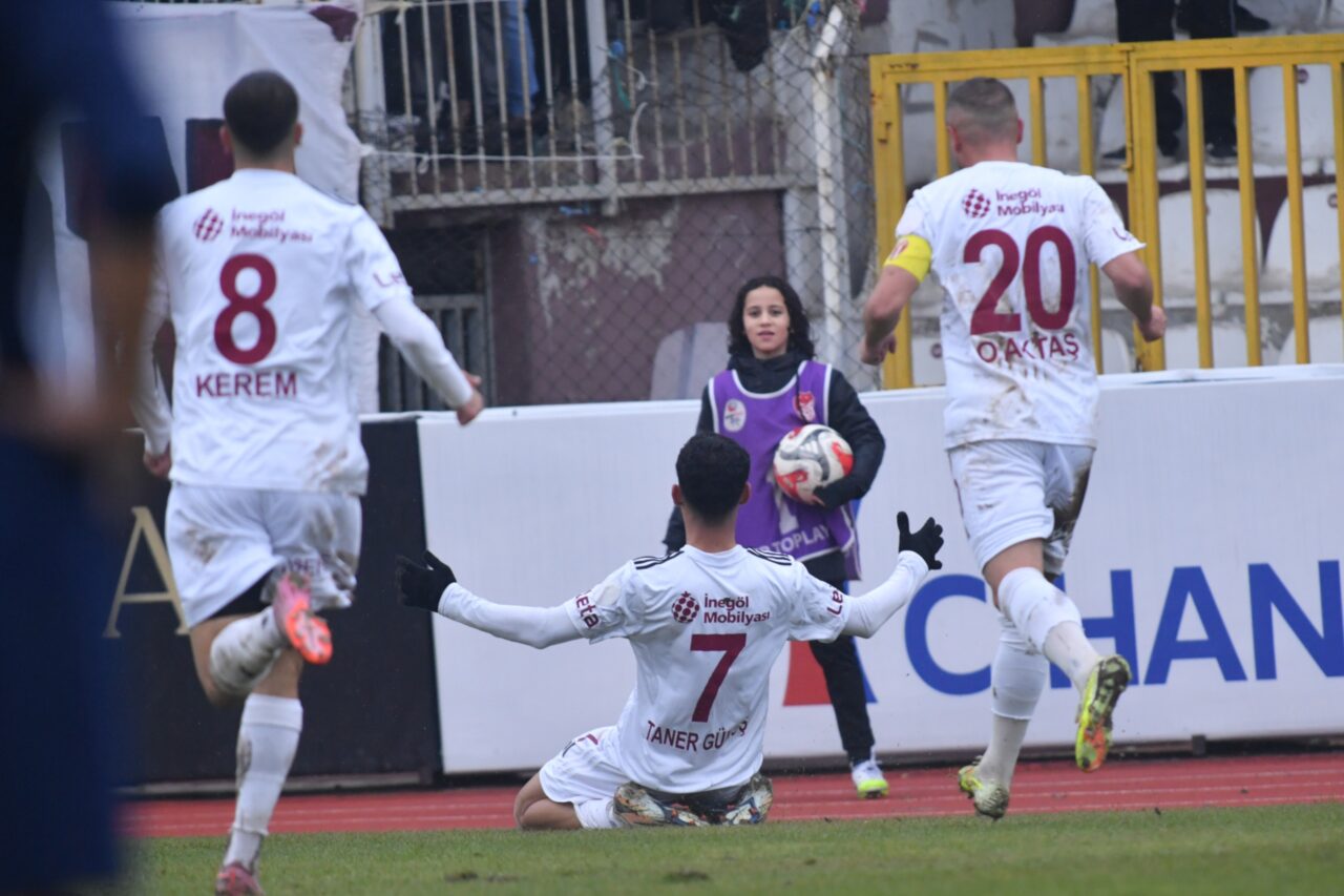 2. Lig’deki Bursa ekibi evinde rahat kazandı