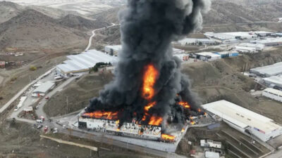 Kimya fabrikasında yangın!