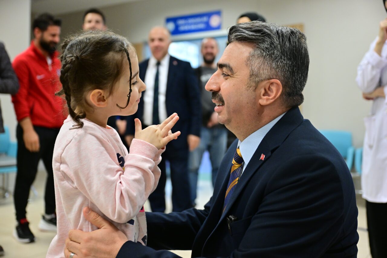 Yıldırım ‘engelleri’ sevgi ile aşıyor