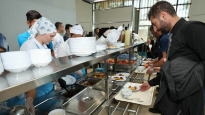 Bursa’da bugün yemekler ücretsiz dağıtılacak! İşte sebebi…