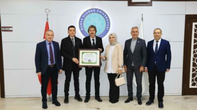 Bursa Uludağ Üniversitesi’ne sıfır atık belgesi