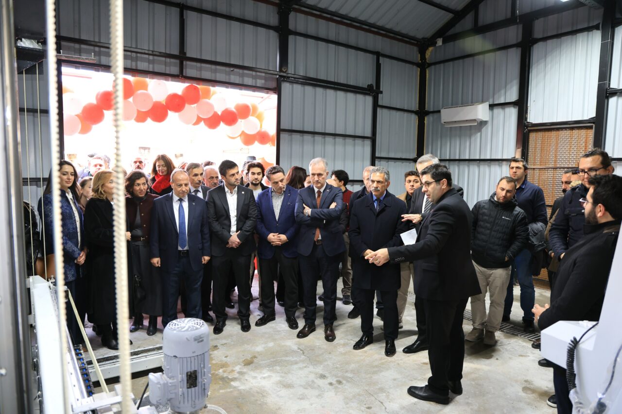 Bursa Uludağ Üniversitesi’ne yeni laboratuvar Bursa Uludağ Üniversitesi’ne yeni laboratuvar