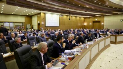 Bursa Büyükşehir Meclisi’ndeki tansiyon düşer mi?