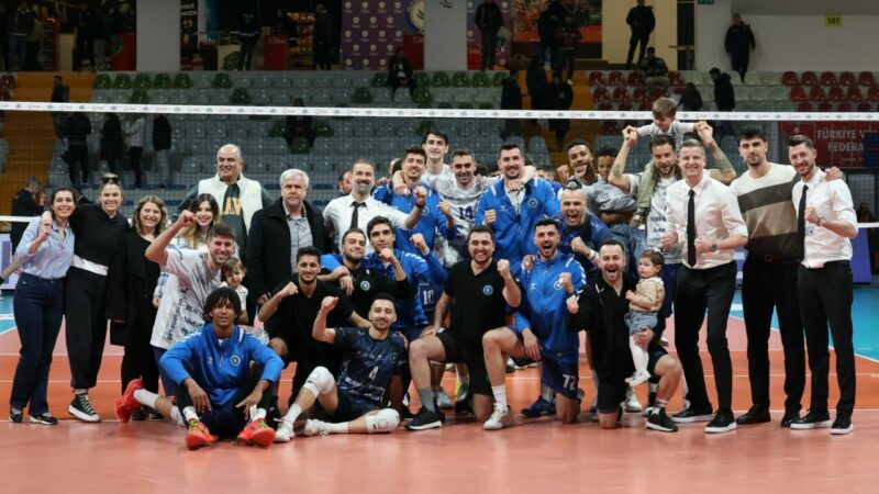 SMS Grup Efeler Ligi’nde mücadele eden Bursa Büyükşehir Belediyespor, 15.