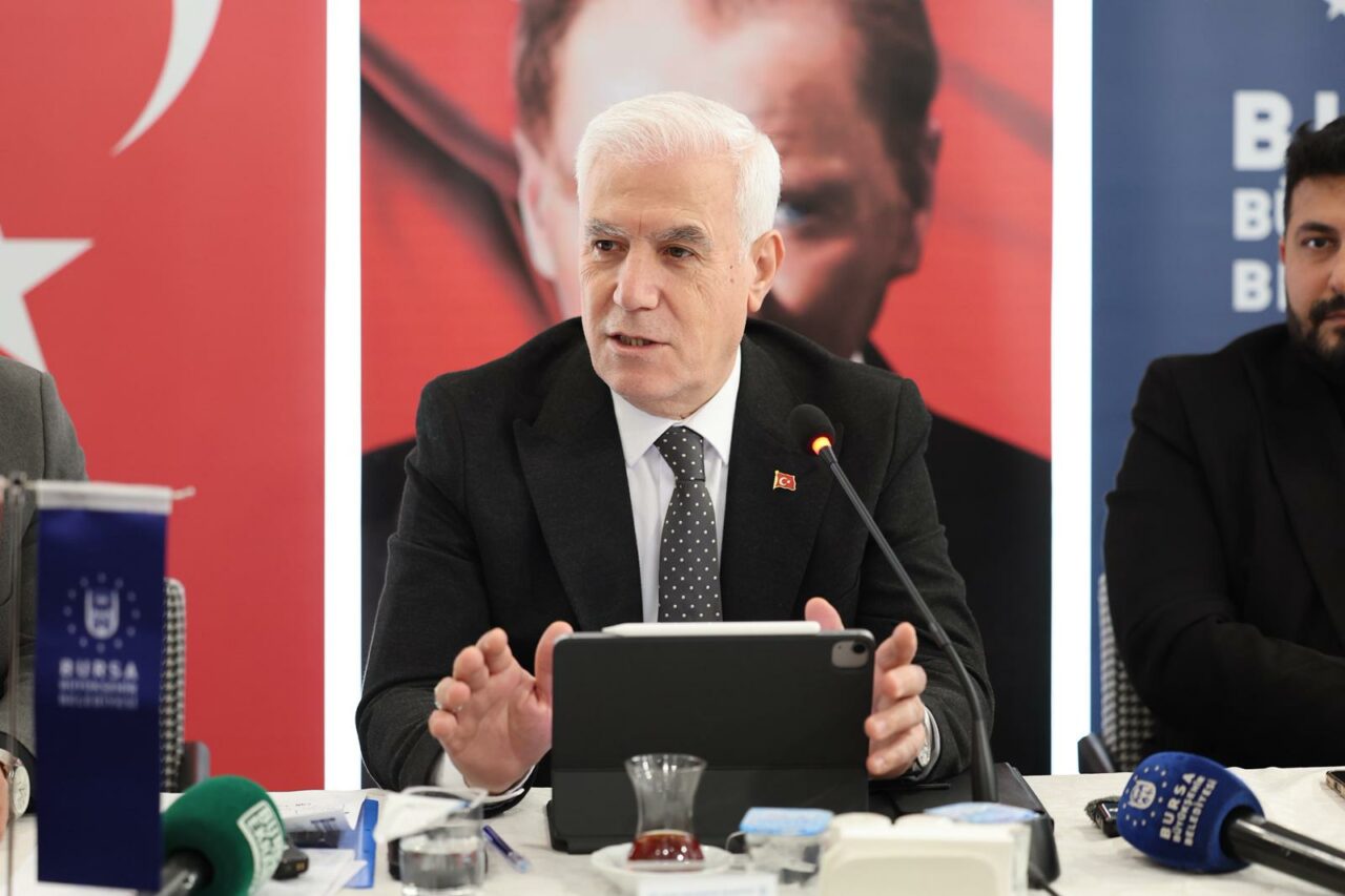 Bursa’nın yeni planında sona doğru! Başkan Bozbey’den ihtiyaç sahiplerine konut desteği açıklaması Bursa’nın yeni planında sona doğru! Başkan Bozbey’den ihtiyaç sahiplerine konut desteği açıklaması