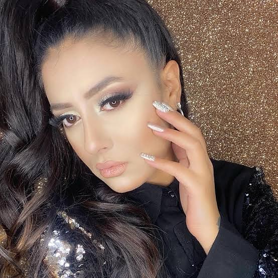 Solmaz Çiros son haliyle dikkat çekti!