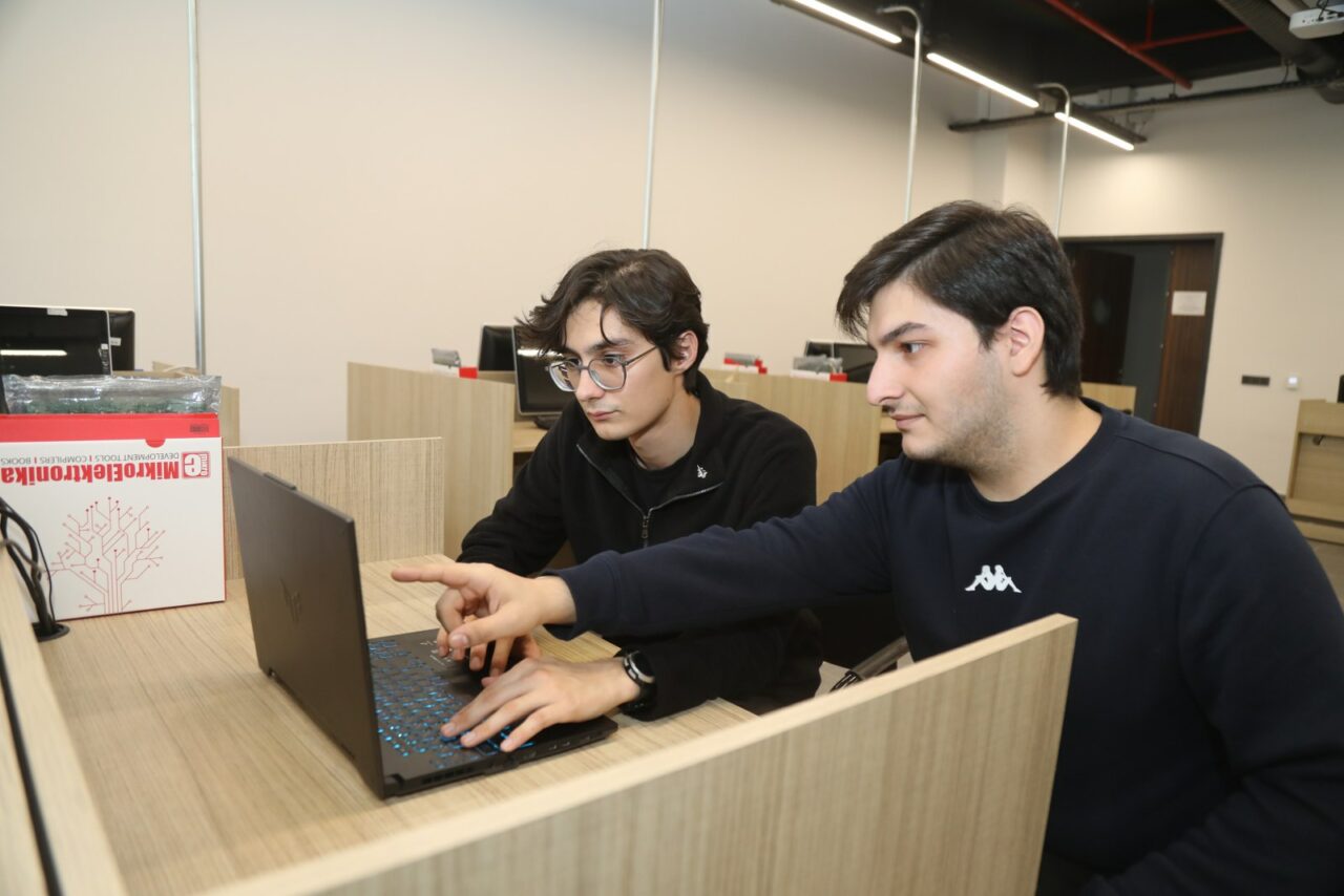 BTÜ öğrencilerinden uçaklarla ilgili dikkat çeken proje!