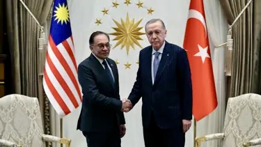 Malezya Başbakanından Cumhurbaşkanı Erdoğan’a övgü