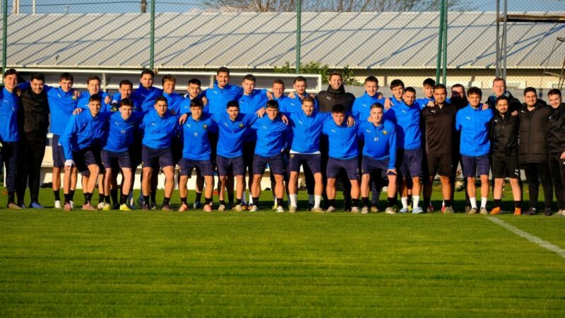 Bursaspor’dan iki oyuncu daha gelişim sağlamaları için pilot takım Nilüfer’in
