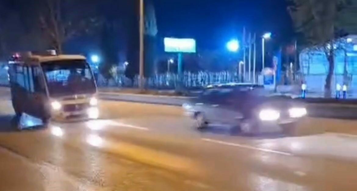 Alkollü sürücü Bursa’yı birbirine kattı Alkollü sürücü Bursa’yı birbirine kattı