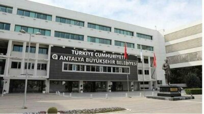 Antalya Büyükşehir Belediyesi’ne operasyon: 15 gözaltı