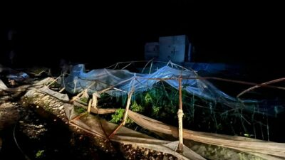 Antalya’yı hortum vurdu