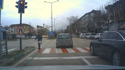 Bursa’da yürekler ağza geldi! Canını hiçe saydı…