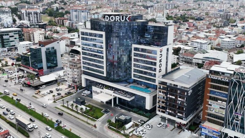 Bursa Doruk Nilüfer’de Da Vinci robotik cerrahi Bursa'yı Da Vinci robotik cerrahi sistemiyle tanıştıran Doruk Sağlık Grubu,