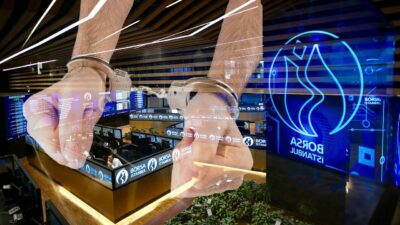Borsa dolandırıcılarına operasyon: Çok sayıda gözaltı