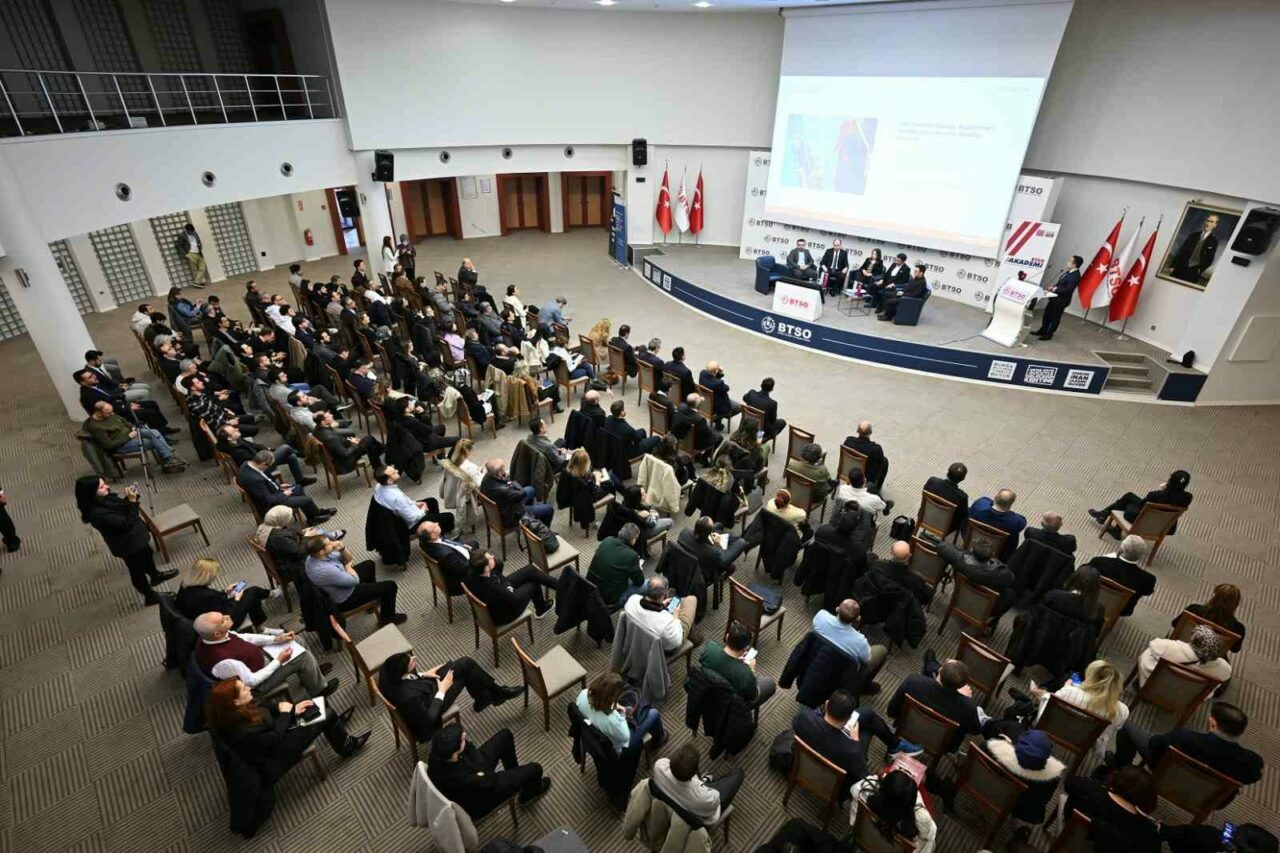 BTSO Akademi’de gündem ihracat BTSO Akademi’de gündem ihracat