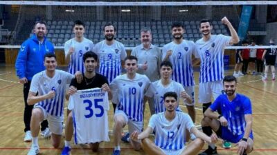 Bursa ekibi play-off’un kapısından döndü