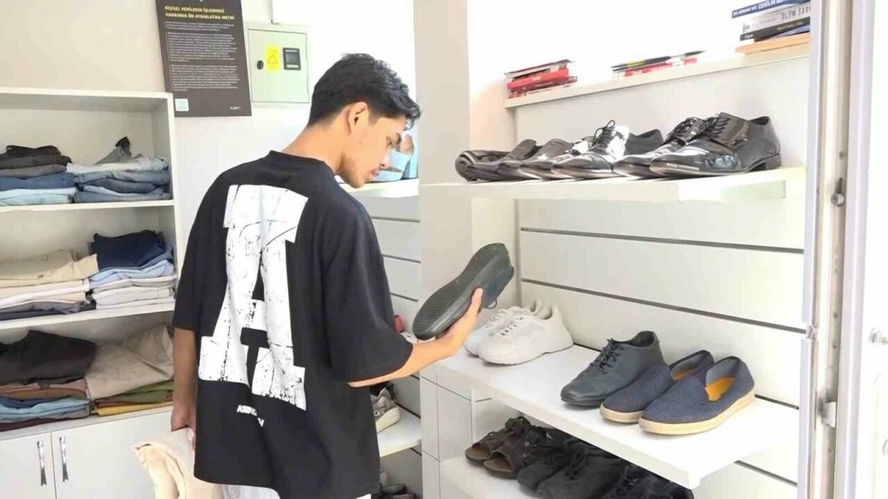 Bursa Nilüfer’de büyük dayanışma: “Giymiyorsan Giydir”