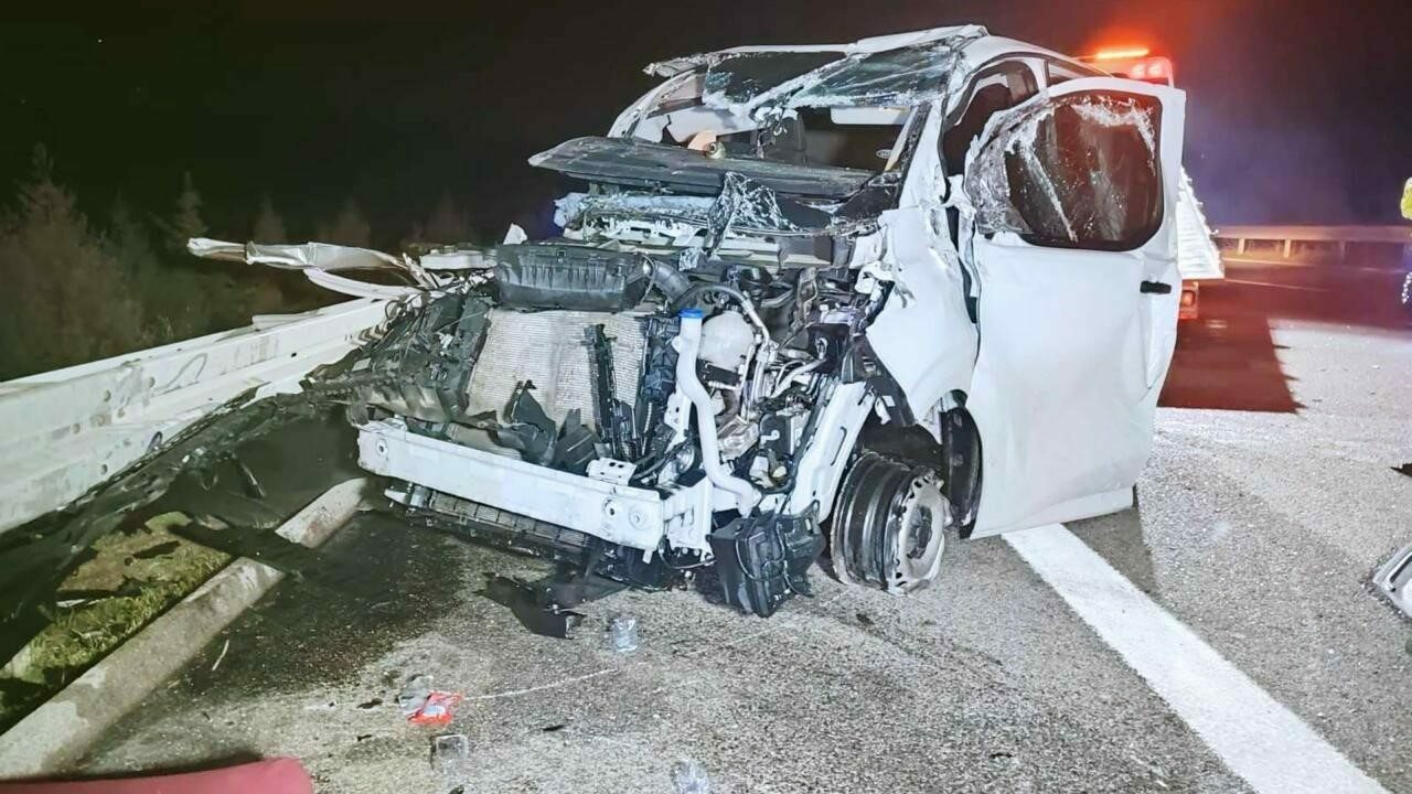 Bursa’da altın yüklü zırhlı araç kaza yaptı… 11 kilo altın kayıp! Bursa’da altın yüklü zırhlı araç kaza yaptı… 11 kilo altın kayıp!